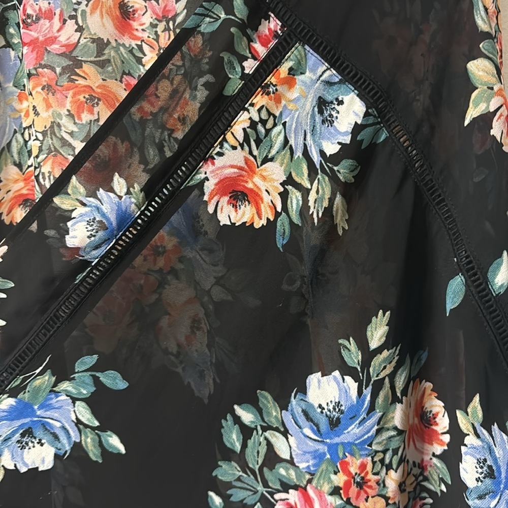 Floral Kimono Black Blue Pink Flowers Short Sleeve Long Length Medium/Large - Picture 6 of 6